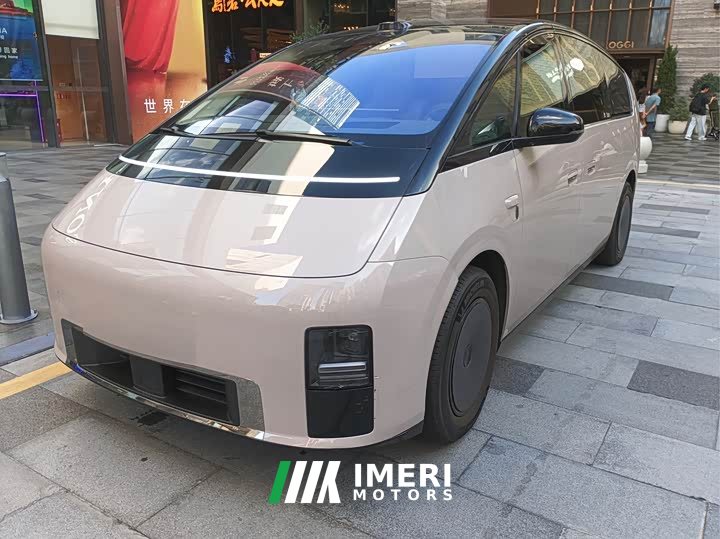 Li Auto MEGA Home