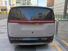 Li Auto MEGA Home - ფოტო 4