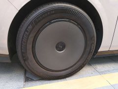 Li Auto MEGA Home - ფოტო 8