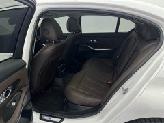 BMW 3 Series 320Li M Sport Package - ფოტო 13