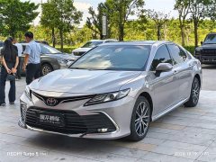 Toyota Camry 2.5G Luxury Edition - ფოტო 1