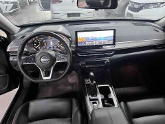 Nissan Teana 2.0L SV Black Gold Edition - ფოტო 4