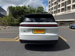 Li Auto i8 Standard Edition - ფოტო 20