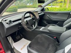 Tesla Model Y Rear-Wheel Drive - ფოტო 12