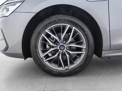BYD Qin Plus Glory Edition EV 420KM Superior - ფოტო 17
