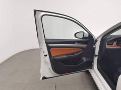 Volkswagen Bora 200TSI DSG Comfort Edition - ფოტო 8
