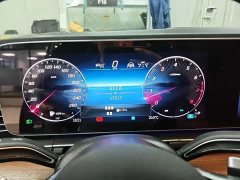 Mercedes-Benz GLS 450 4MATIC Luxury - ფოტო 4