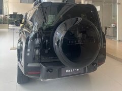 Land Rover Defender 130 3.0T X-Dynamic HSE - ფოტო 6