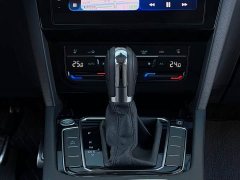 Volkswagen Magotan 2 Million Units Commemorative Edition 330TSI DSG Luxury - ფოტო 19