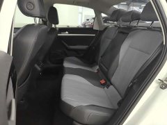 Volkswagen Lavida 1.5L Automatic Manyi Edition - ფოტო 13