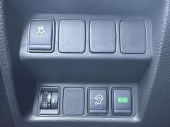 Nissan Qashqai 2.0L FWD Smart Connect Premium Edition - ფოტო 7