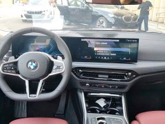 BMW 3 Series 325Li M Sport Package - ფოტო 11