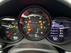 Porsche 718 Boxster 2.0T - photo 12