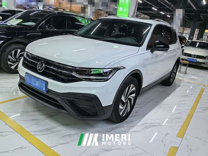 Volkswagen Tiguan L Outstanding Edition 300TSI Automatic Two-Wheel Drive Dragon Ascendant Version