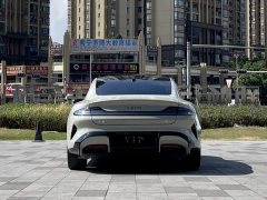 Xiaomi SU7 Rear-Wheel Drive Standard Edition - ფოტო 6
