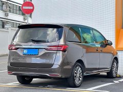 Buick GL8 Land Business Class Comfort Edition - ფოტო 6