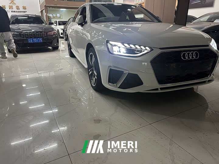 Audi A4L 40 TFSI Luxury Sport - ავტომობილი ჩინეთიდან