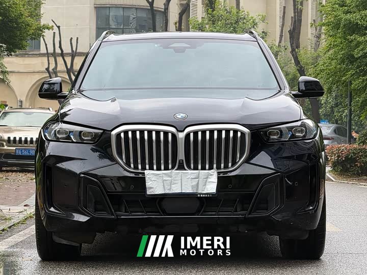 BMW X5 2023 xDrive40Li M Sport Night Package
