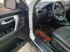 Kia Sportage 2.0L Automatic Smart Luxury Edition - ფოტო 15