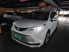 Toyota Sienna 2.5L Hybrid Comfort Edition - ფოტო 1