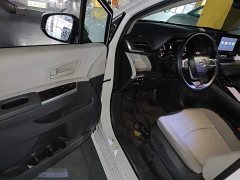 Toyota Sienna 2.5L Hybrid Comfort Edition - ფოტო 15