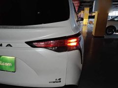 Toyota Sienna 2.5L Hybrid Comfort Edition - ფოტო 7