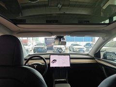 Tesla Model Y Standard Range RWD - ფოტო 17
