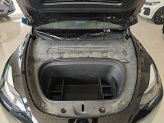 Tesla Model Y Standard Range RWD - ფოტო 19