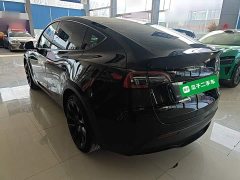 Tesla Model Y Standard Range RWD - ფოტო 4