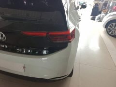 Volkswagen ID.3 Outstanding Edition - ფოტო 7