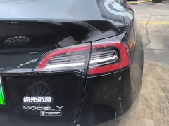 Tesla Model Y Rear-Wheel Drive - ფოტო 7