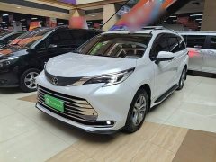 Toyota Sienna 2.5L Hybrid Comfort Edition - ფოტო 1