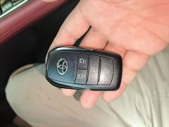 Toyota Sienna 2.5L Hybrid Comfort Edition - ფოტო 8
