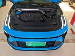 Lynk & Co 03 2.0T Diesel Automatic Cyan Custom Edition Performance Package - ფოტო 19