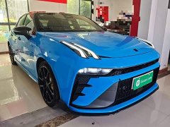 Lynk & Co 03 2.0T Diesel Automatic Cyan Custom Edition Performance Package - ფოტო 3