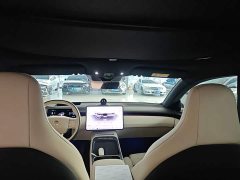 NIO ET5 75kWh - ფოტო 17