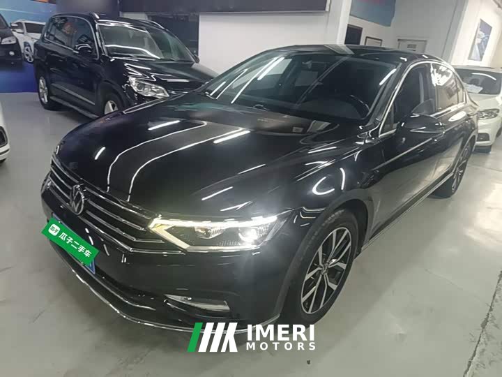 Volkswagen Magotan 330TSI DSG Advance - ავტომობილი ჩინეთიდან