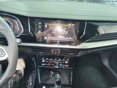 Volkswagen Passat Outstanding Edition 380TSI Dragon Ascendant Version - ფოტო 12