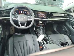 Volkswagen Passat Outstanding Edition 380TSI Dragon Ascendant Version - ფოტო 9