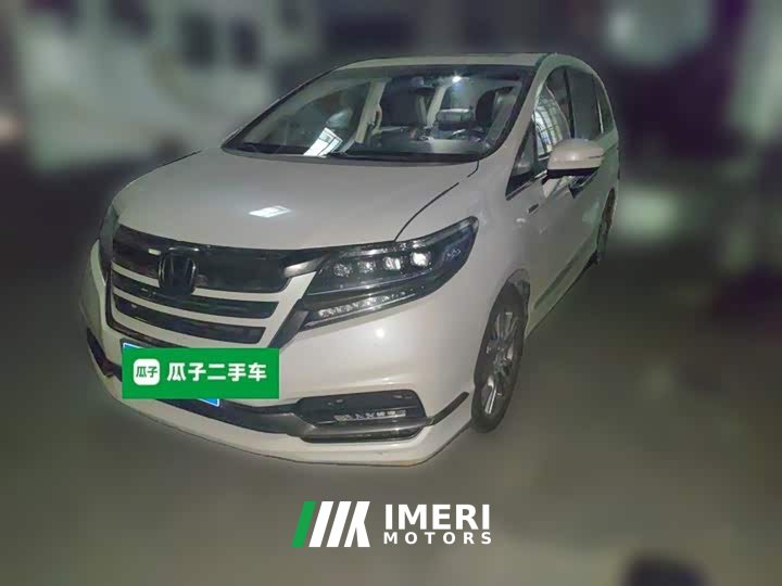 Honda Elysion 2.0L Hybrid Luxury