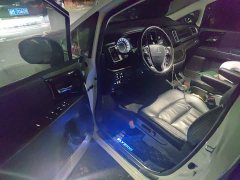 Honda Elysion 2.0L Hybrid Luxury - ფოტო 13