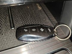 FAW Red Flag HS7 PHEV 2.0T PHEV AWD Flagship Comfort 6-Seater - ფოტო 8