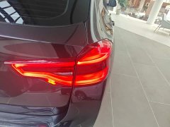 BMW iX3 sDrive40 Premier - ფოტო 7