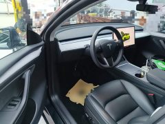 Tesla Model Y Rear-Wheel Drive - ფოტო 15