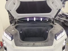 NIO ES8 Six-Seat Executive Luxury Edition - ფოტო 19