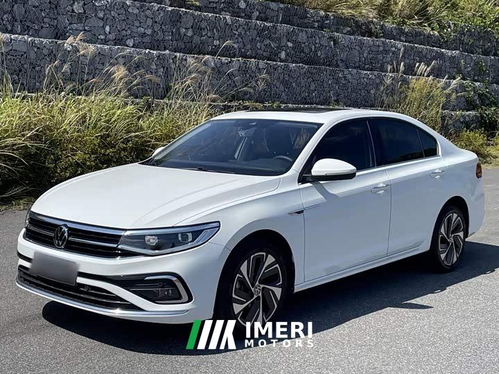 Volkswagen Bora 300TSI DSG Respect Edition