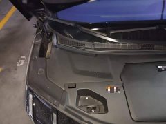 Zeekr 009 Six-Seat Executive AWD 108kWh - ფოტო 19