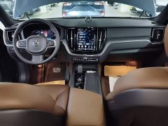Volvo XC60 B5 AWD Smart Luxury Edition - ფოტო 9