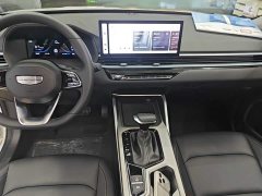 Geely Emgrand 4 Million Commemorative Edition 1.5L CVT Excellence - ფოტო 12
