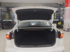 Geely Emgrand 4 Million Commemorative Edition 1.5L CVT Excellence - ფოტო 18